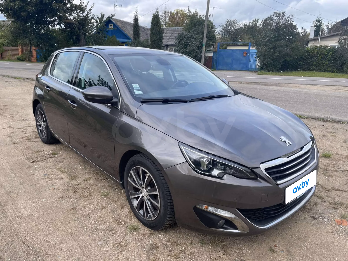 Peugeot 308 фото 2