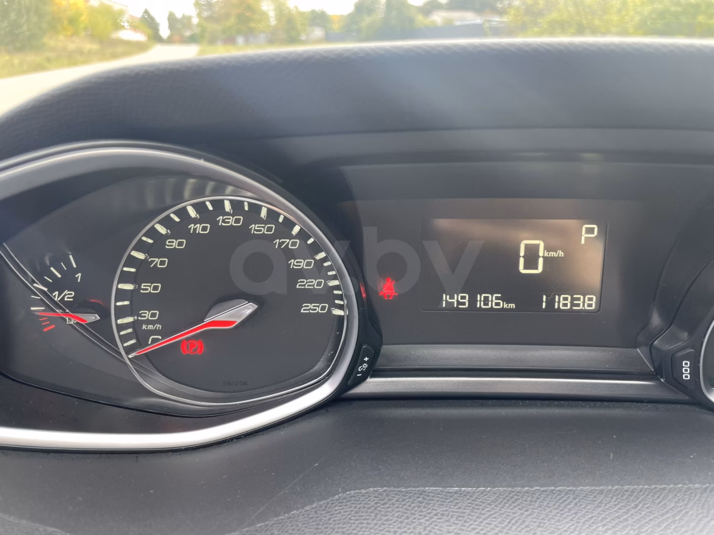 Peugeot 308 фото 9