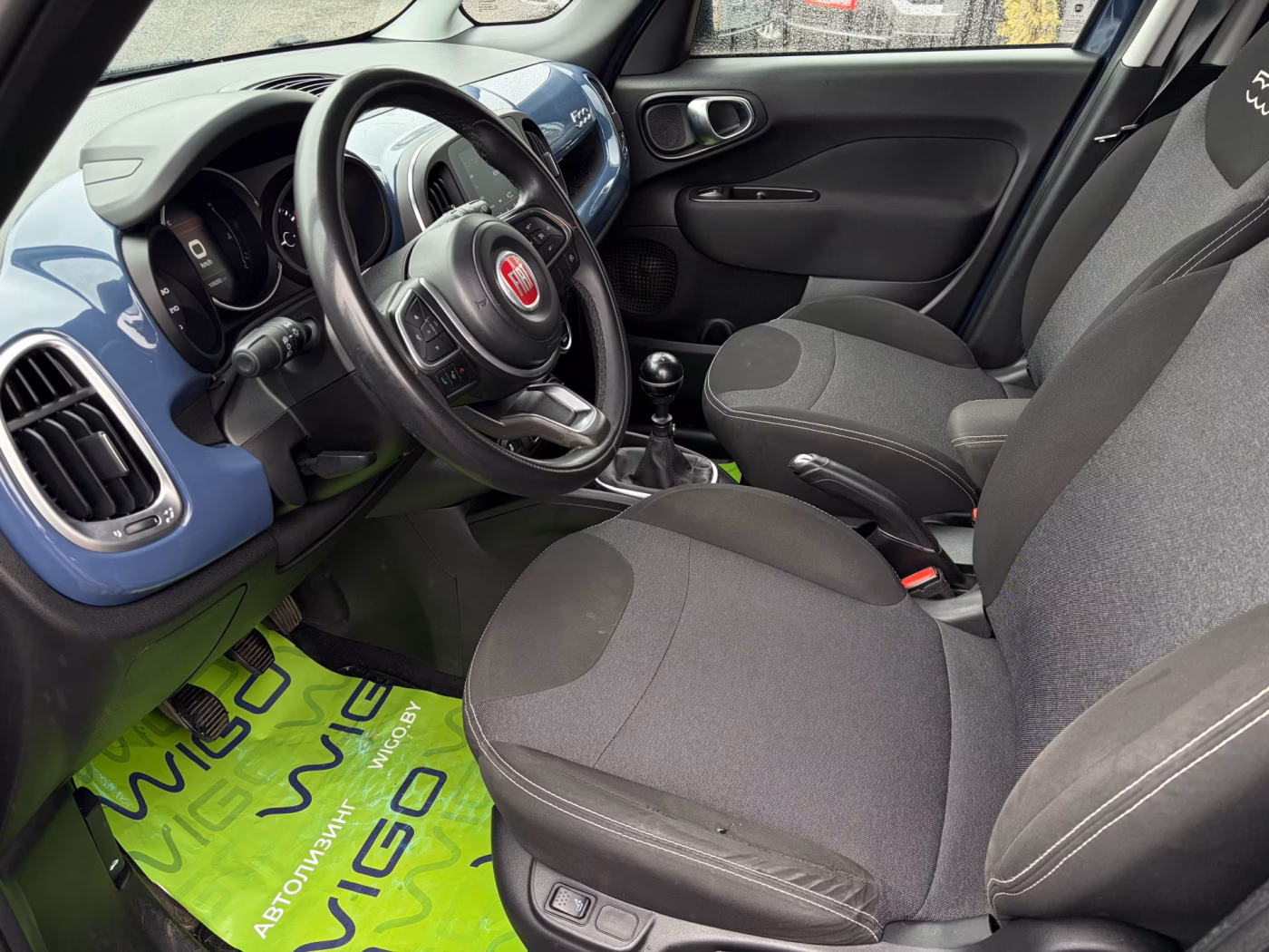 Fiat 500L фото 9