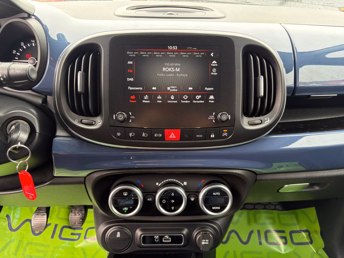 Fiat 500L фото 12