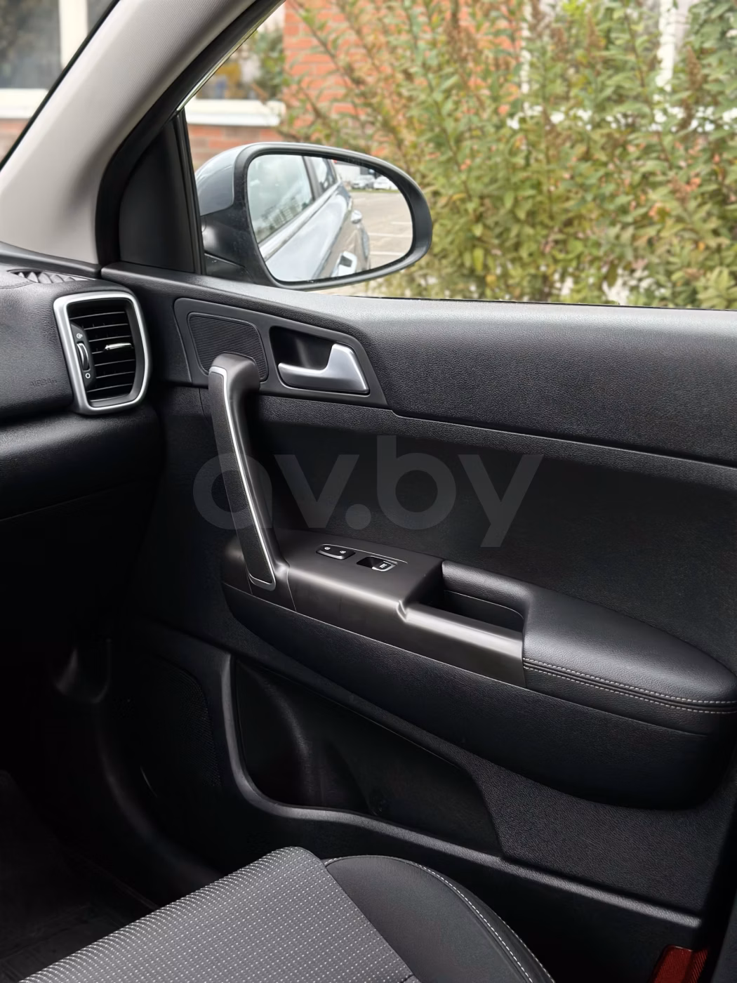 Kia Sportage фото 12