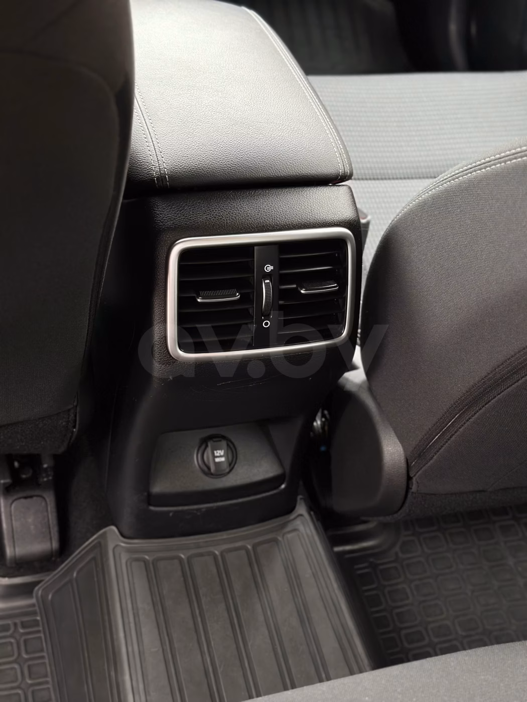 Kia Sportage фото 14