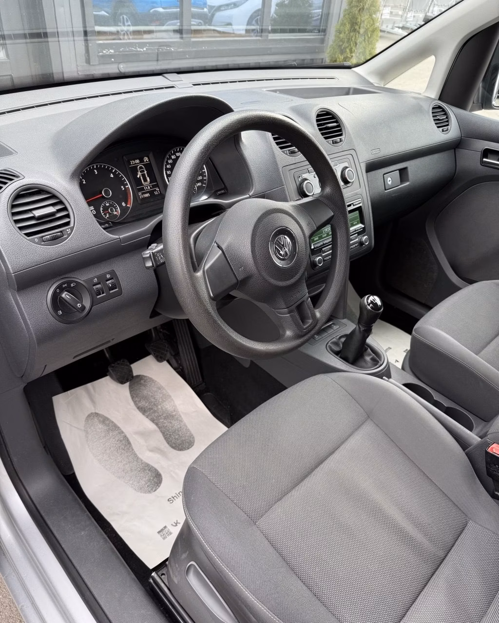 Volkswagen Caddy MAXI фото 8