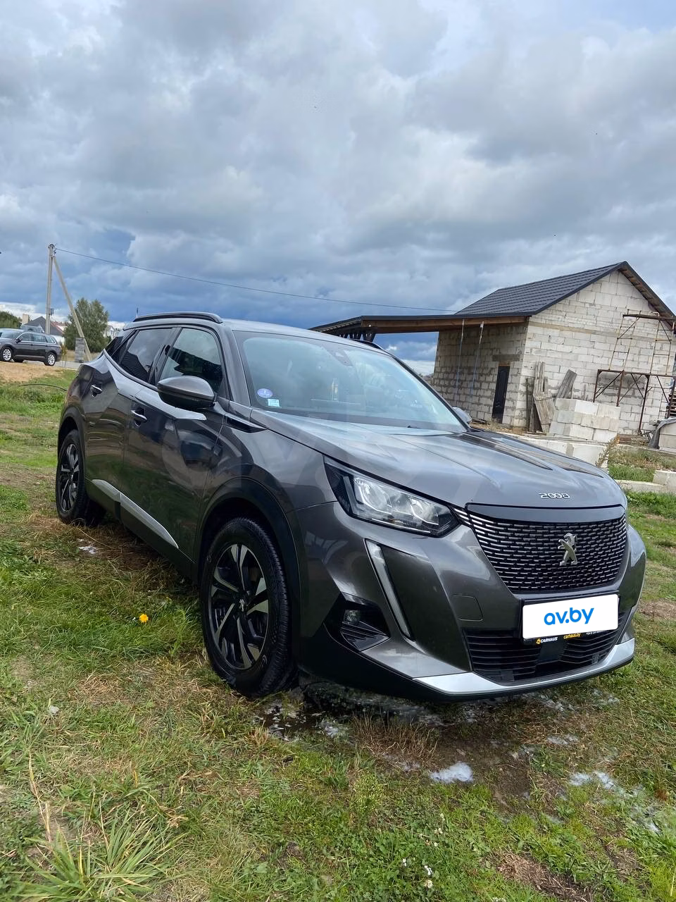 Peugeot 2008 фото 9