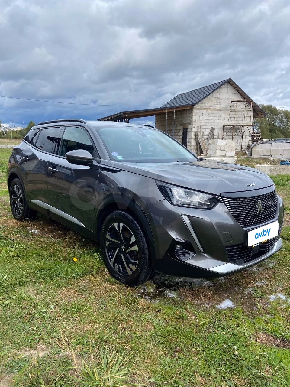 Peugeot 2008 фото 11