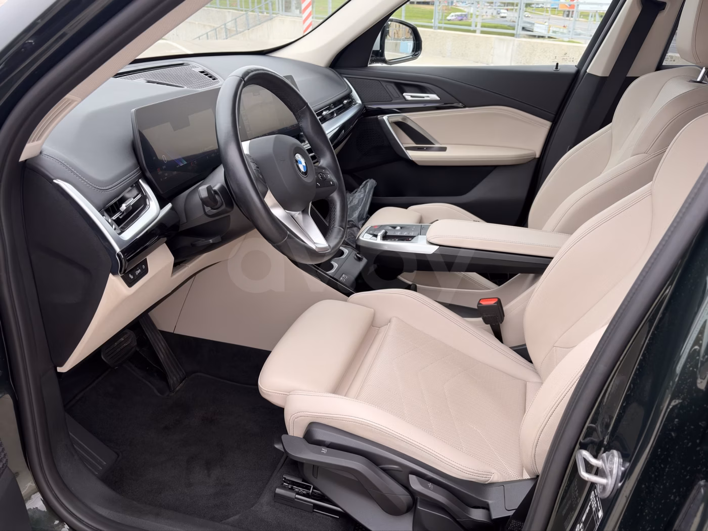 BMW X1 фото 12
