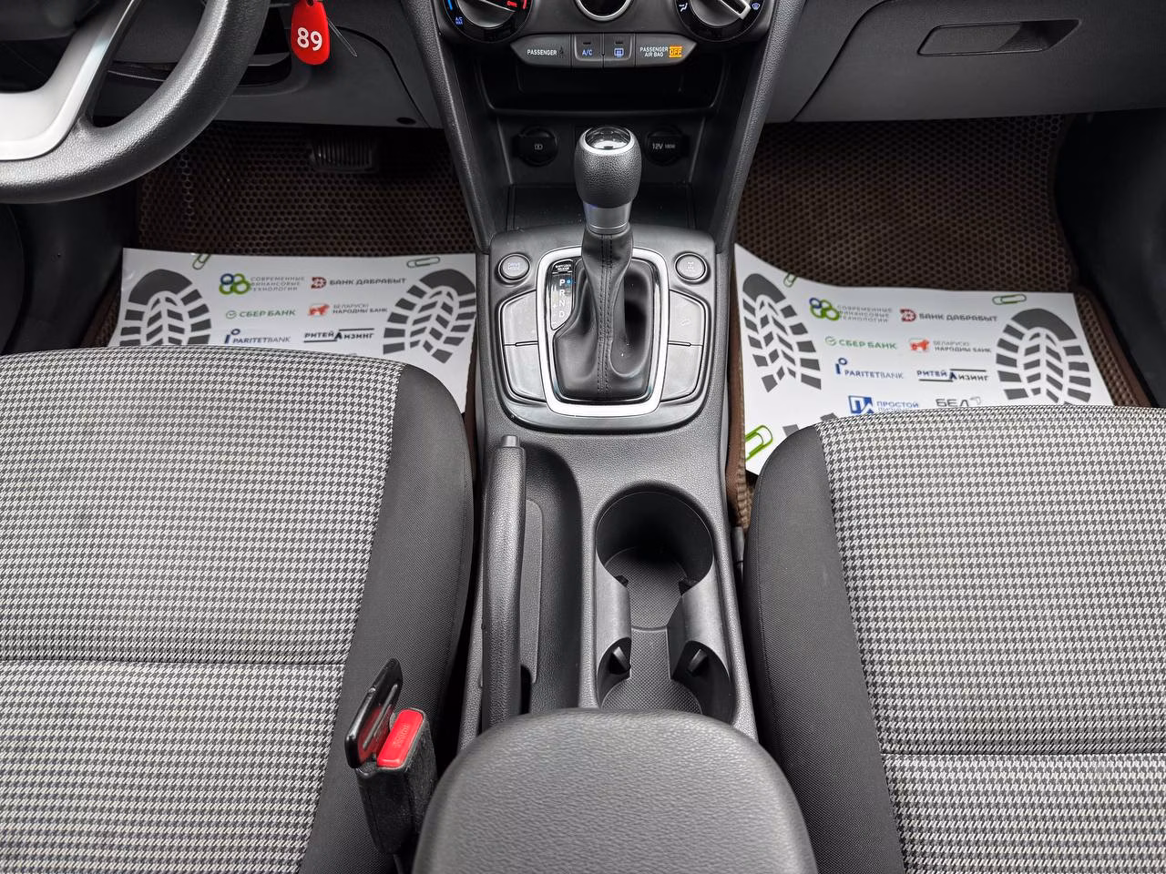 Hyundai Kona фото 12