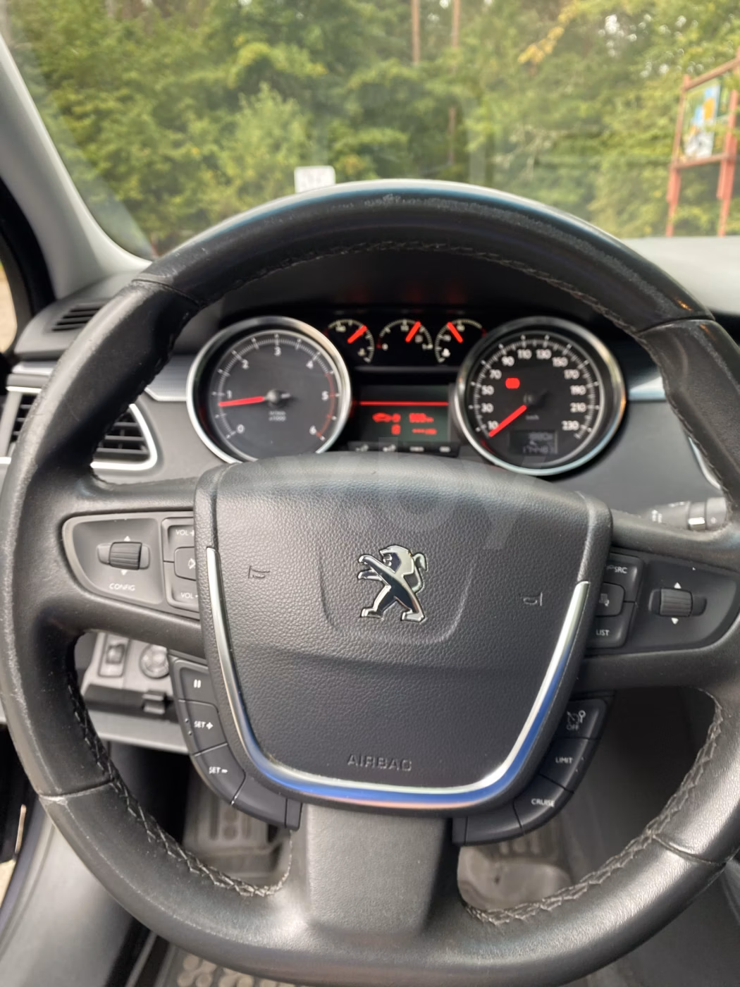 Peugeot 508 фото 17