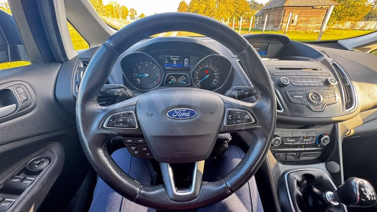 Ford C-MAX фото 13