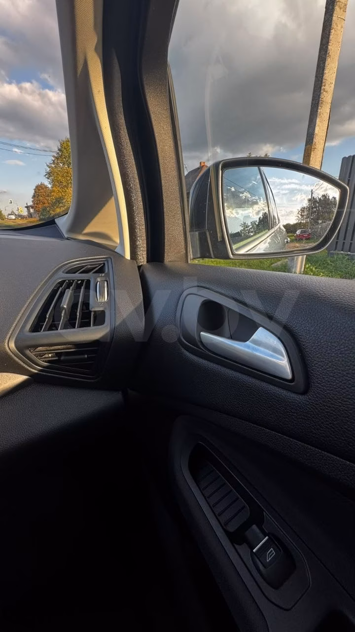Ford C-MAX фото 16