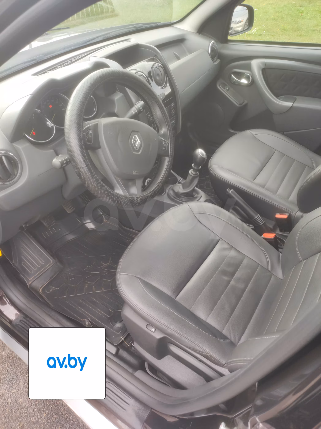 Renault Duster фото 10