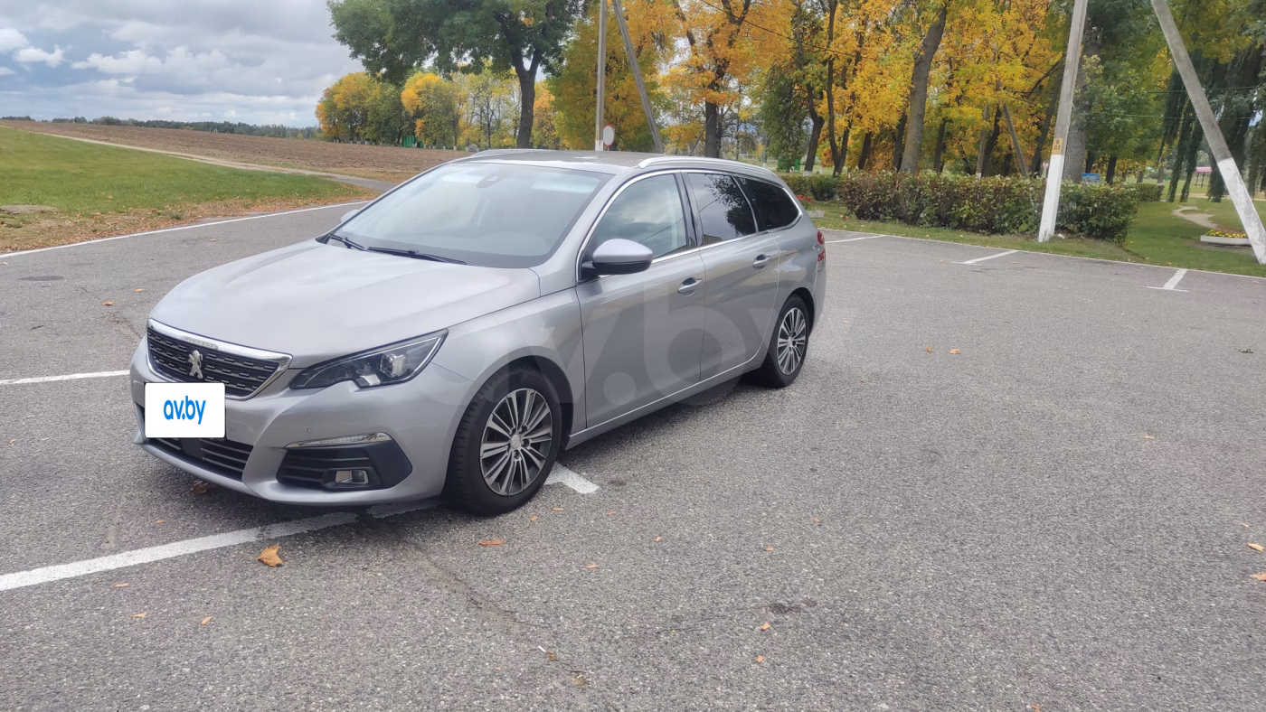Peugeot 308 фото 8