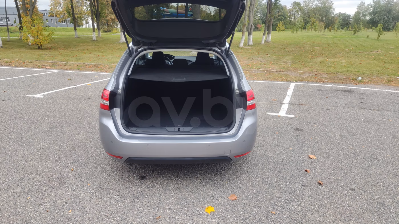 Peugeot 308 фото 11