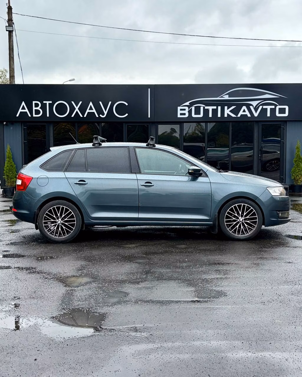 Skoda Rapid фото 8