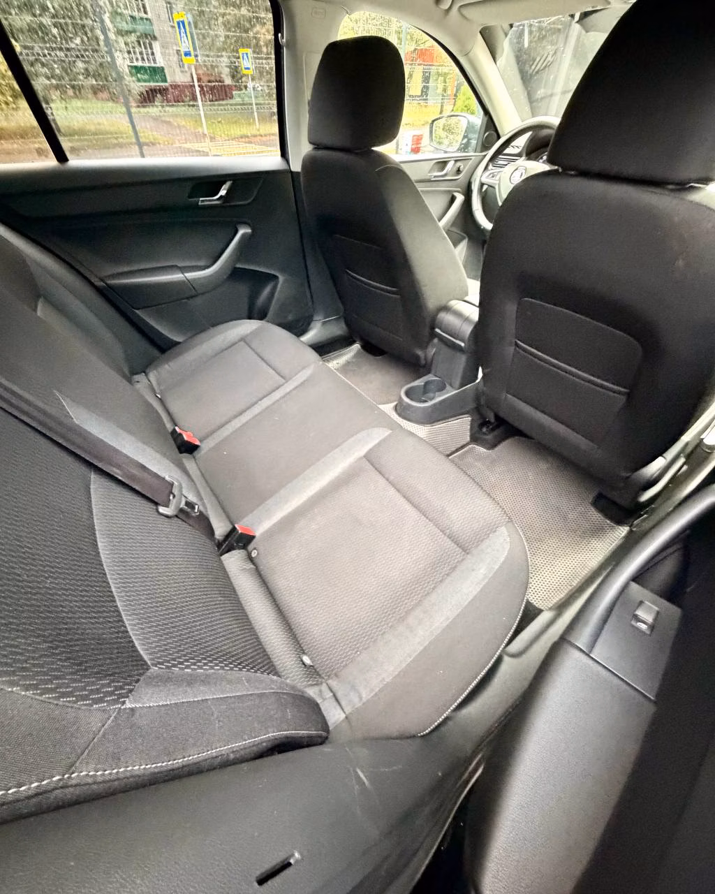 Skoda Rapid фото 13