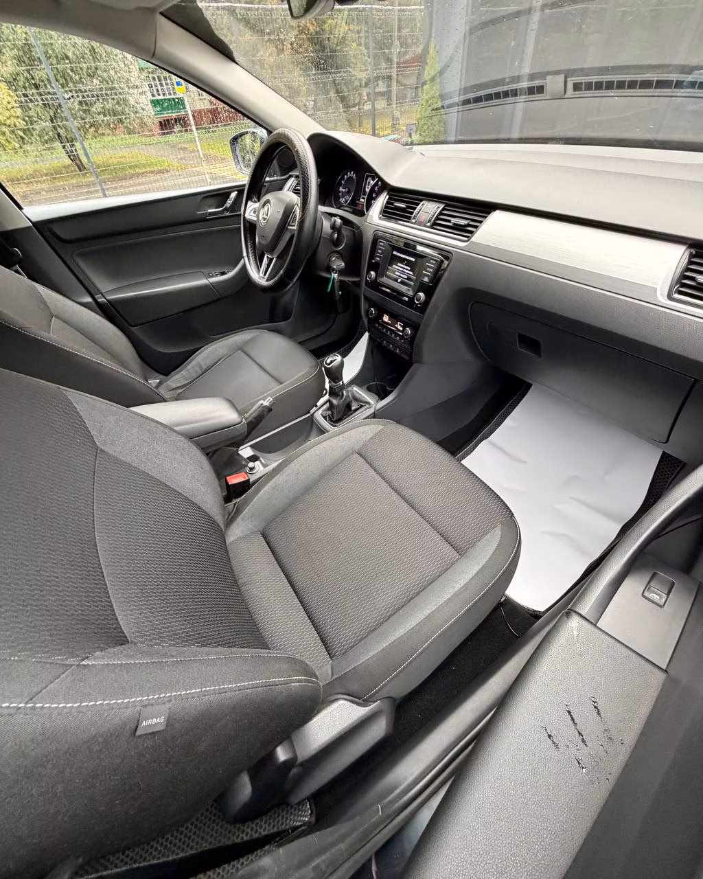 Skoda Rapid фото 14