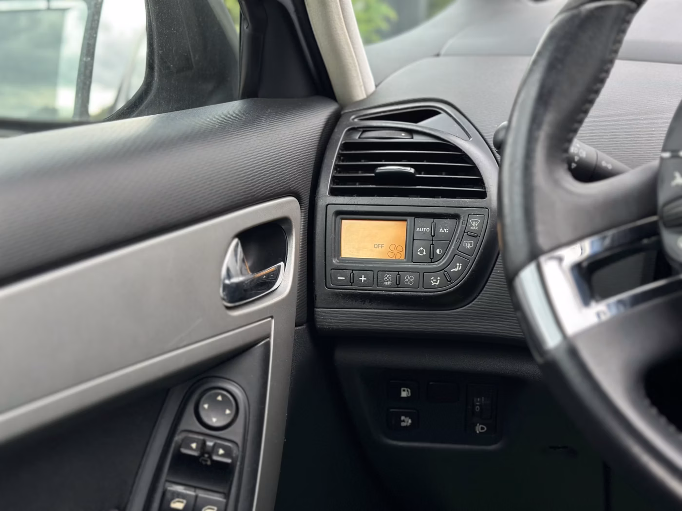 Citroen C4 Grand Picasso фото 17