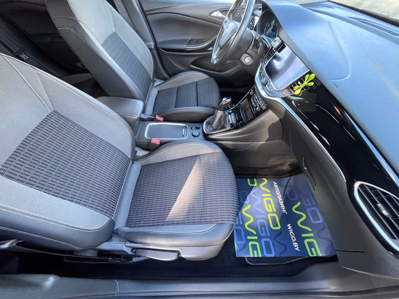 Opel Astra фото 10