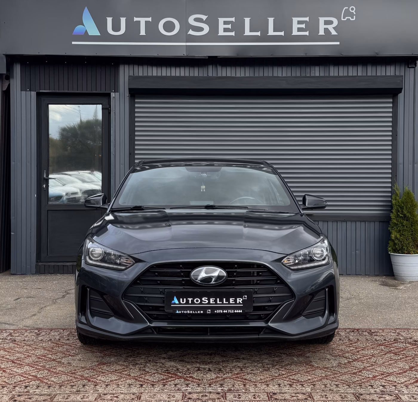 Hyundai Veloster фото 2