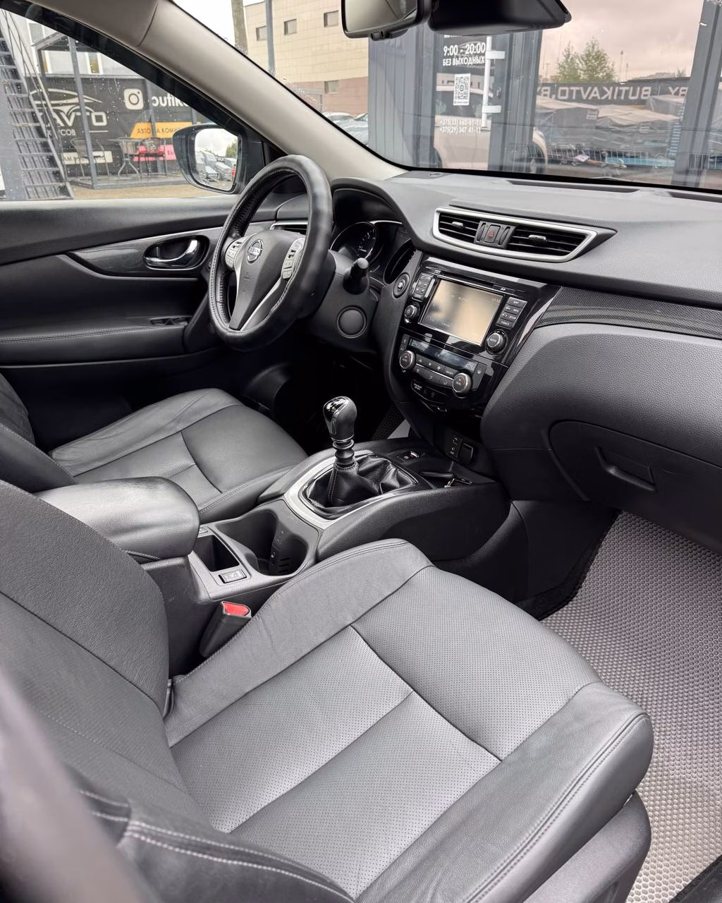 Nissan X-Trail фото 10