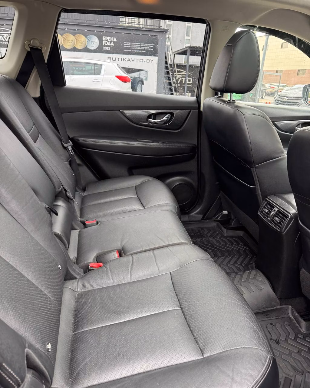 Nissan X-Trail фото 11