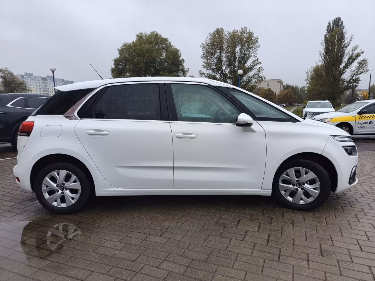 Citroen C4 Picasso фото 4