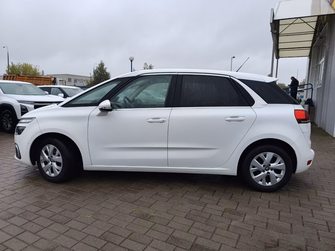 Citroen C4 Picasso фото 8