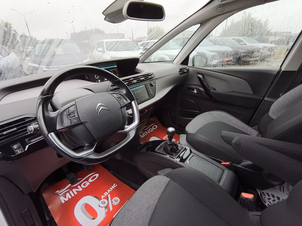 Citroen C4 Picasso фото 16