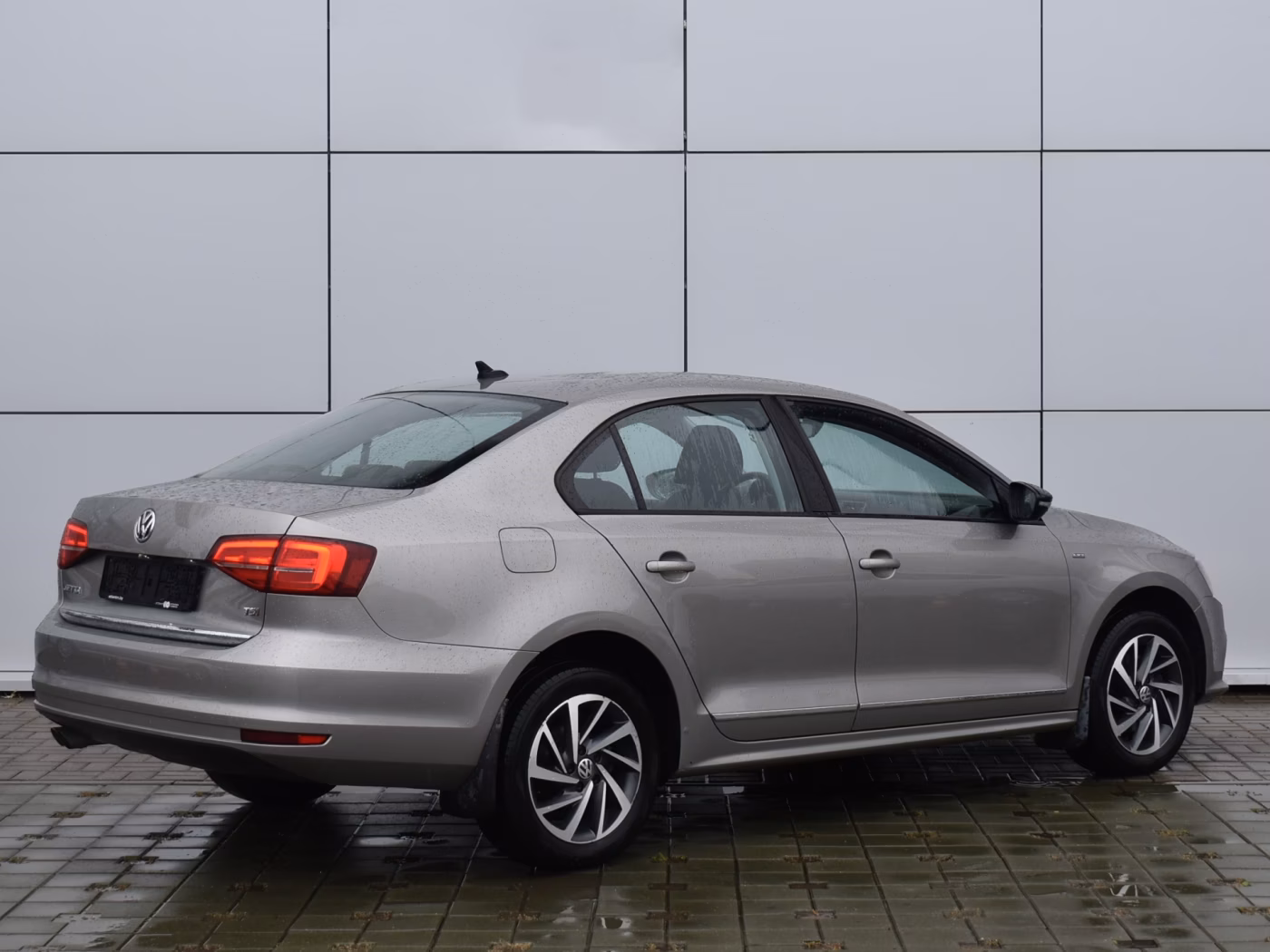 Volkswagen Jetta фото 5