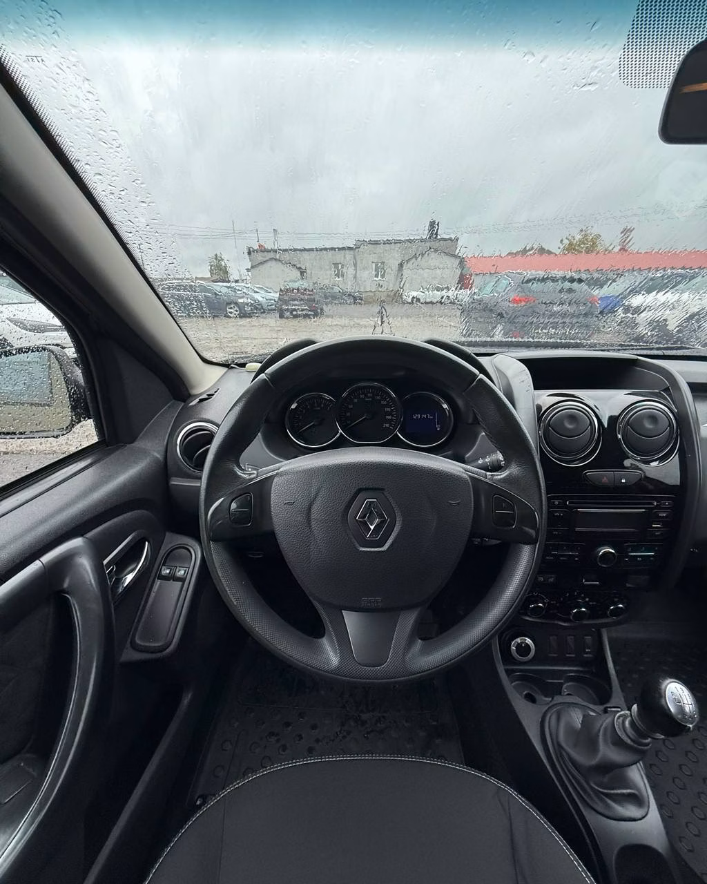 Renault Duster фото 10