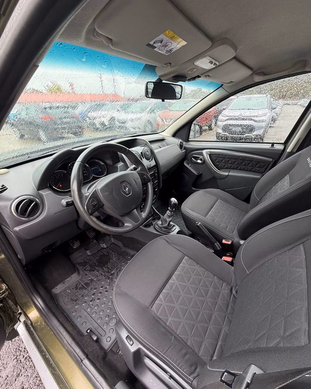 Renault Duster фото 11