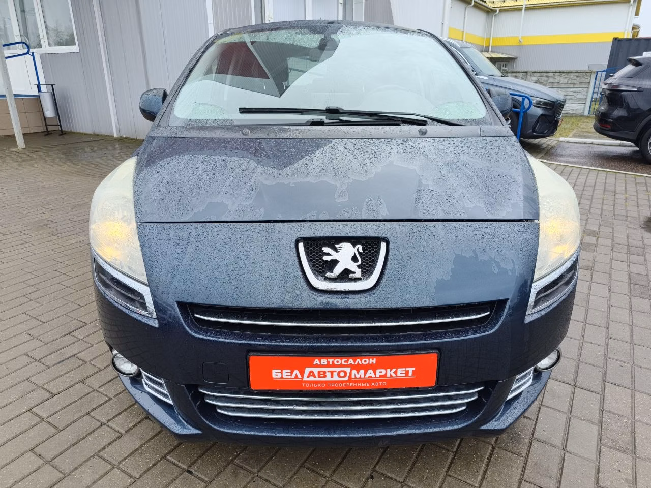 Peugeot 5008 фото 2