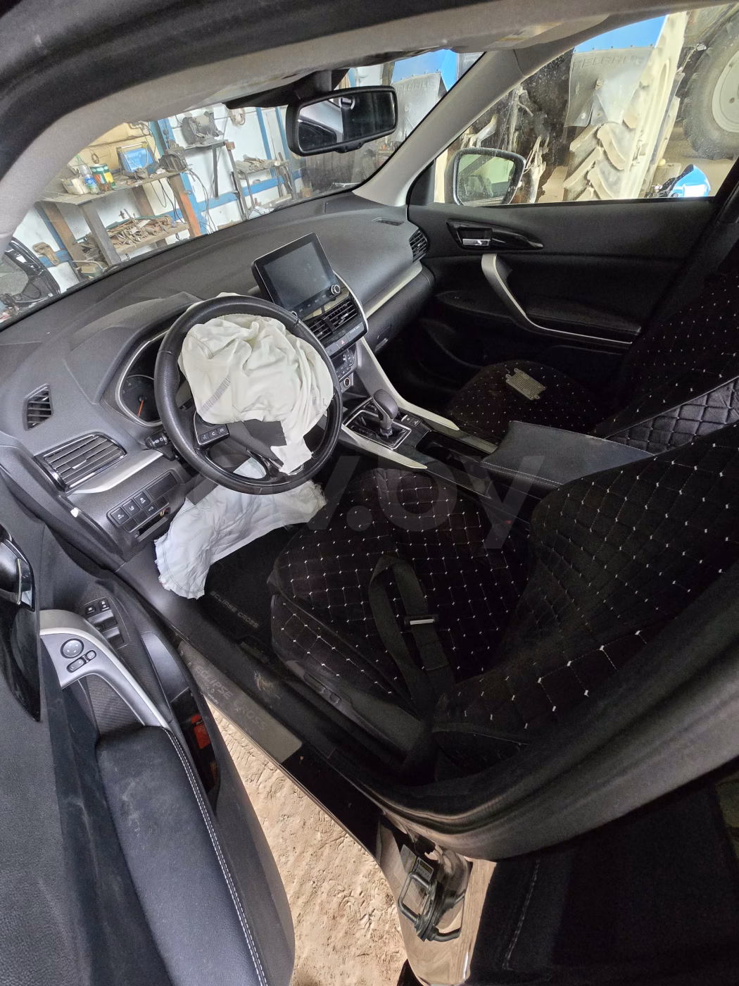 Mitsubishi Eclipse Cross фото 3