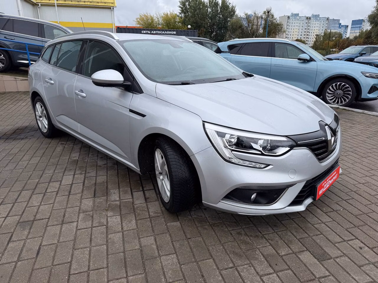 Renault Megane фото 3