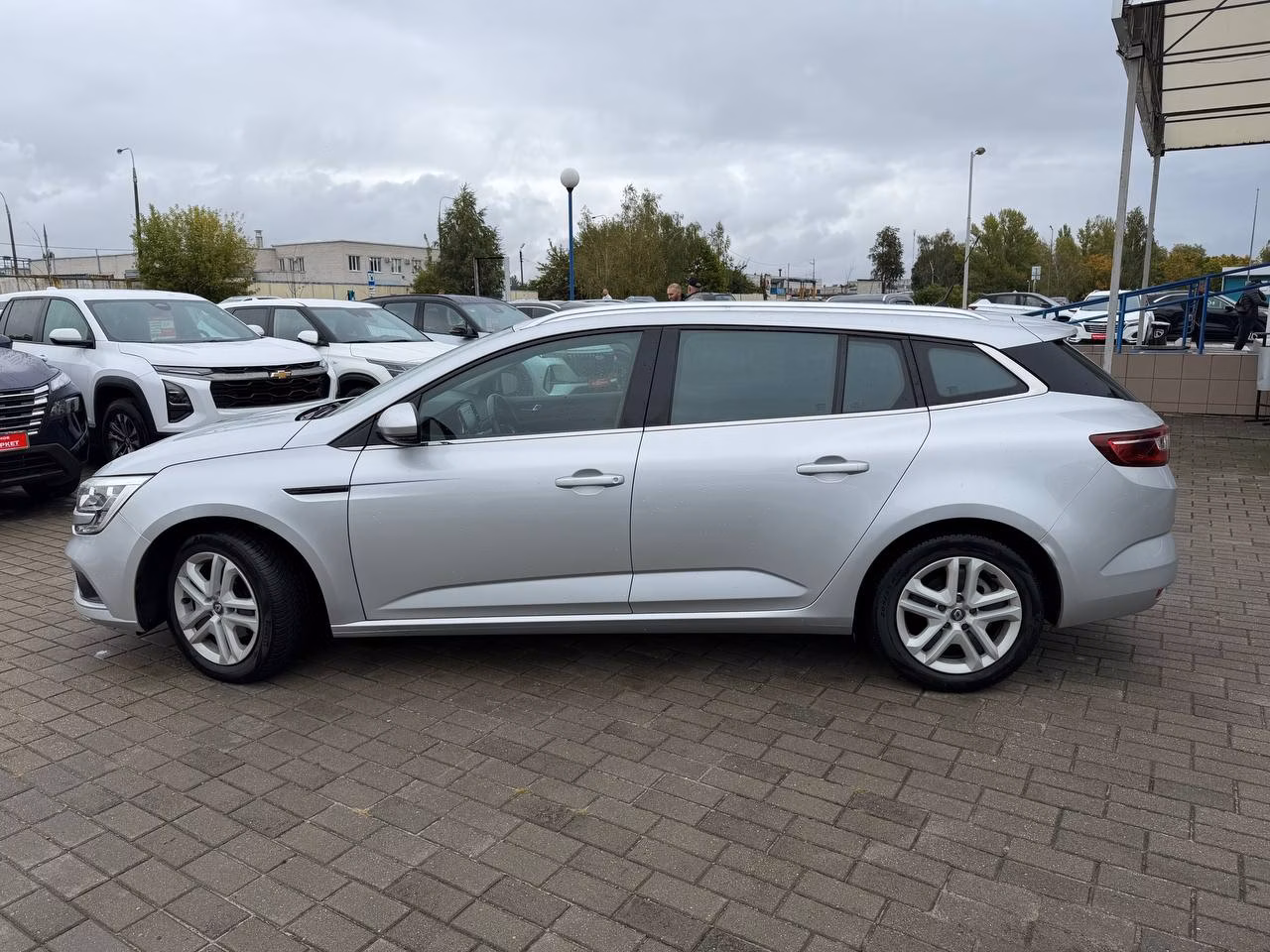 Renault Megane фото 8