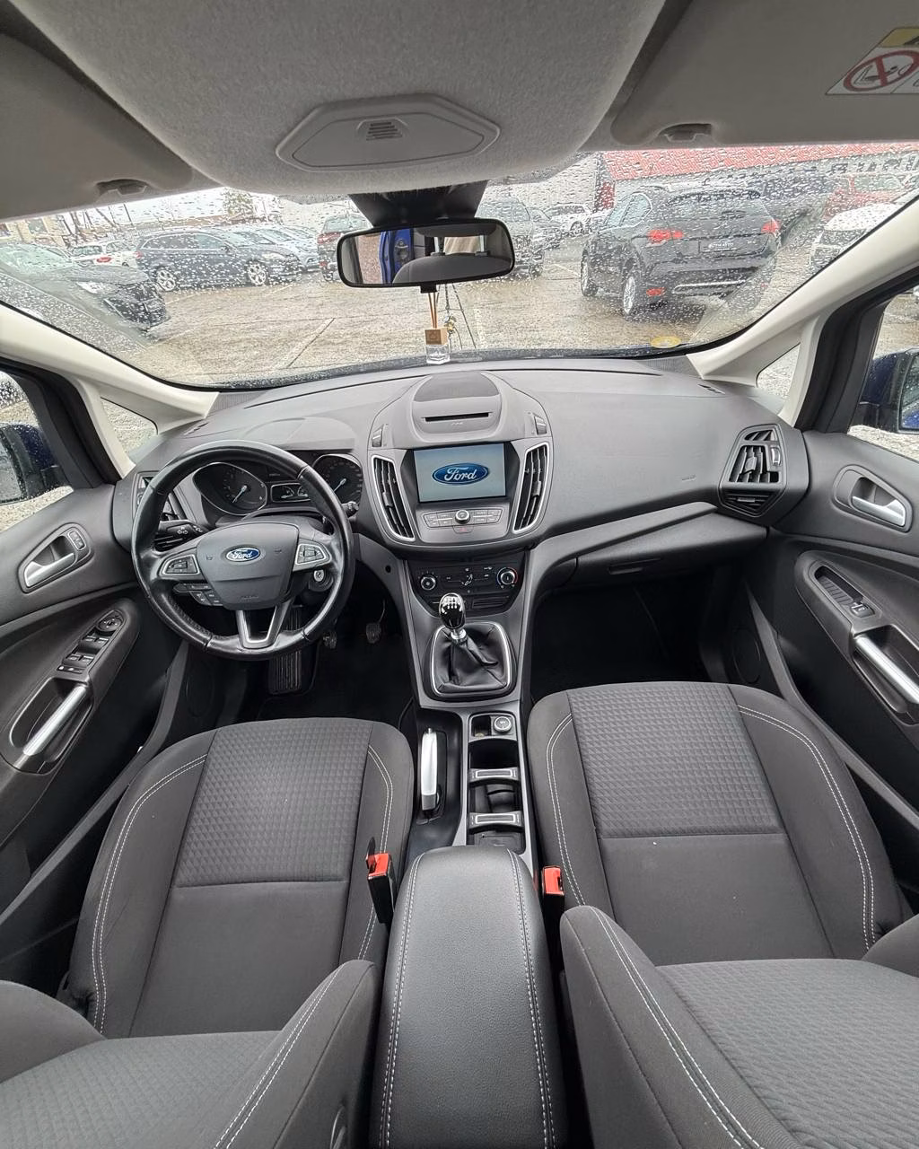 Ford Grand C-Max фото 9