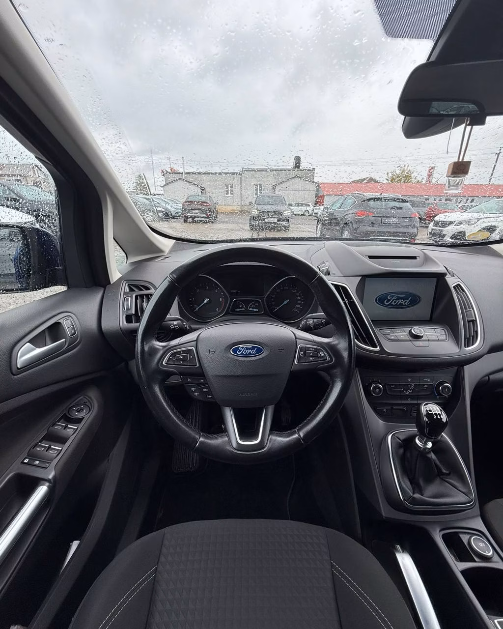 Ford Grand C-Max фото 10