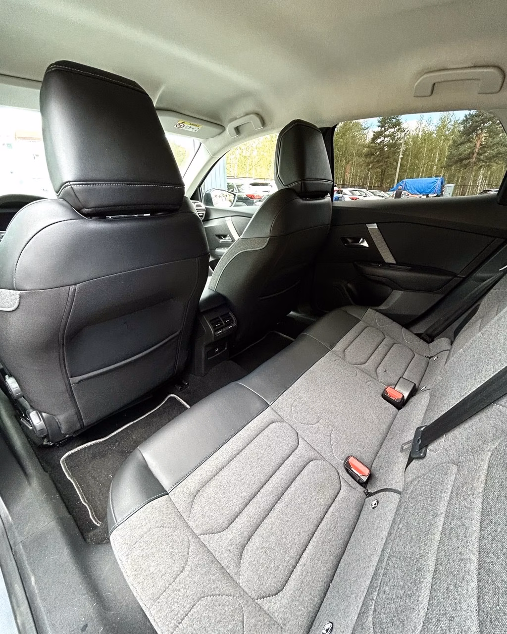 Citroen C4 фото 11