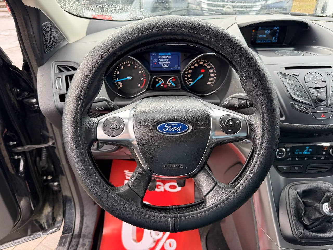 Ford Kuga фото 12