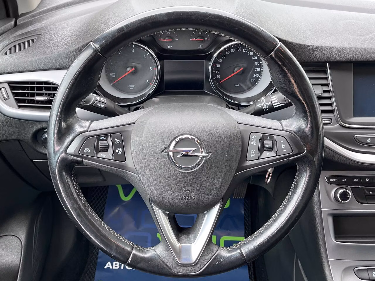 Opel Astra фото 12