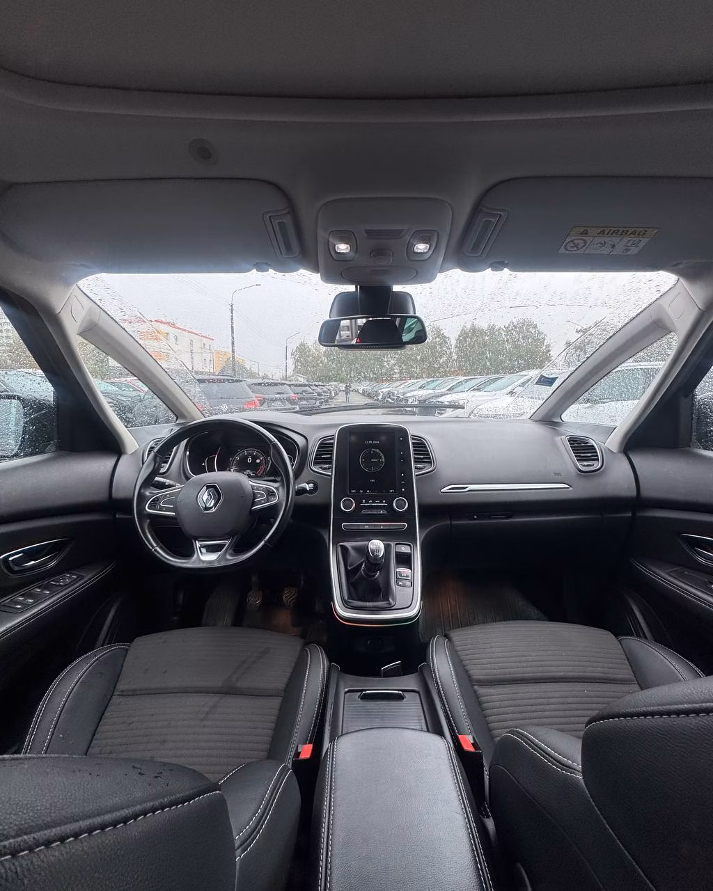 Renault Grand Scenic фото 9