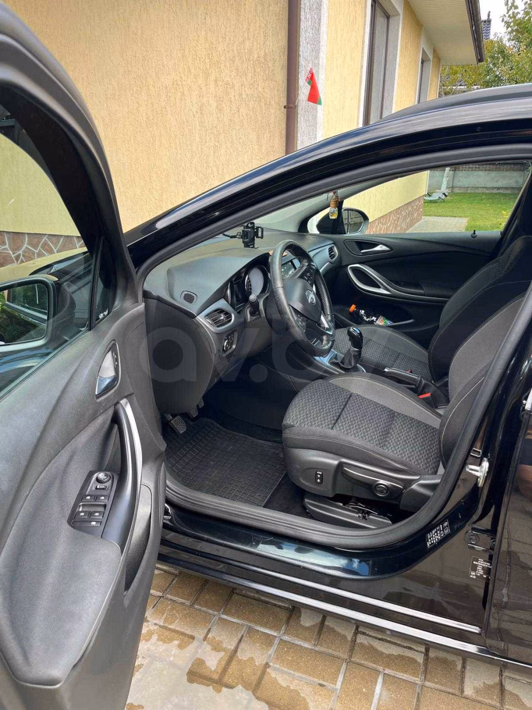 Opel Astra фото 6