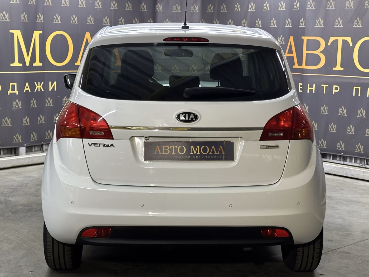 Kia Venga фото 8
