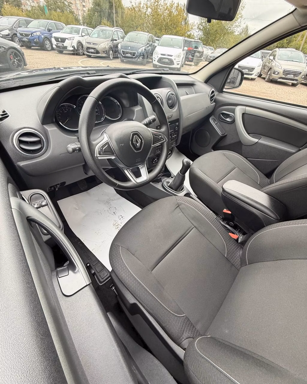Renault Duster фото 9