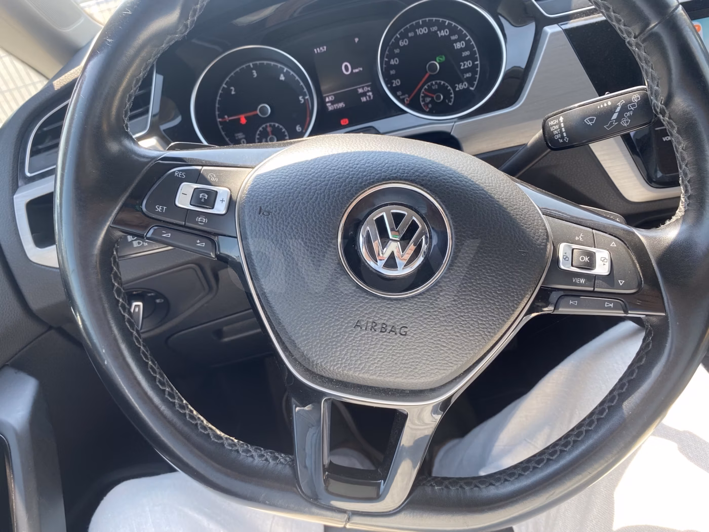 Volkswagen Touran фото 2