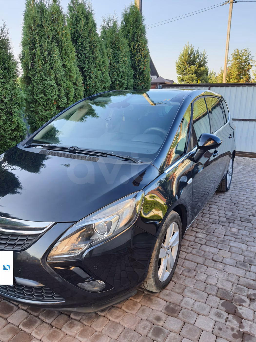 Opel Zafira фото 2
