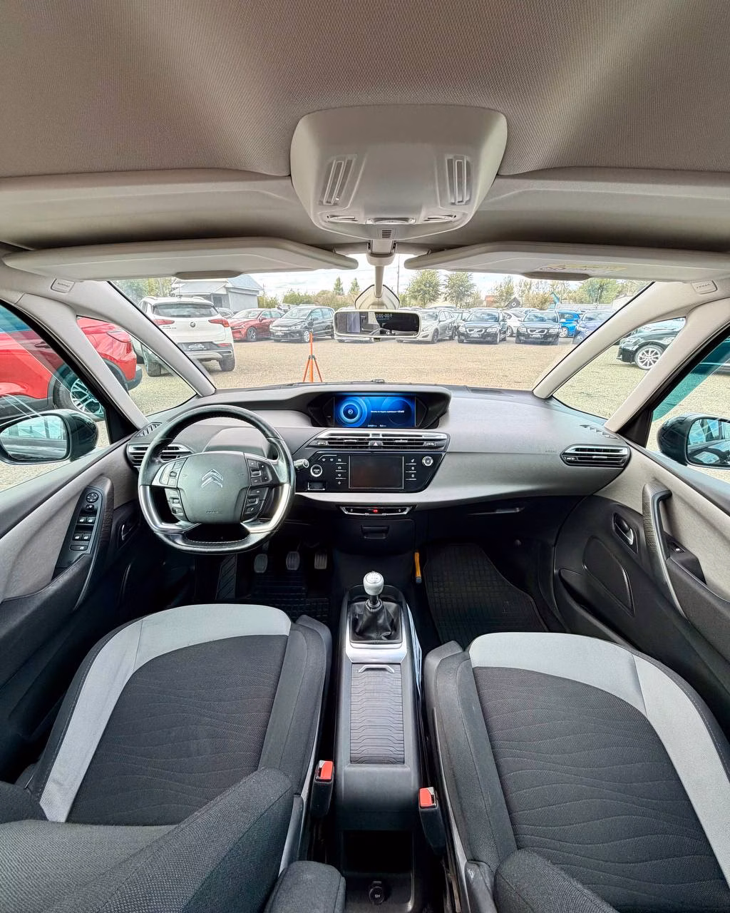 Citroen C4 Grand Picasso фото 11