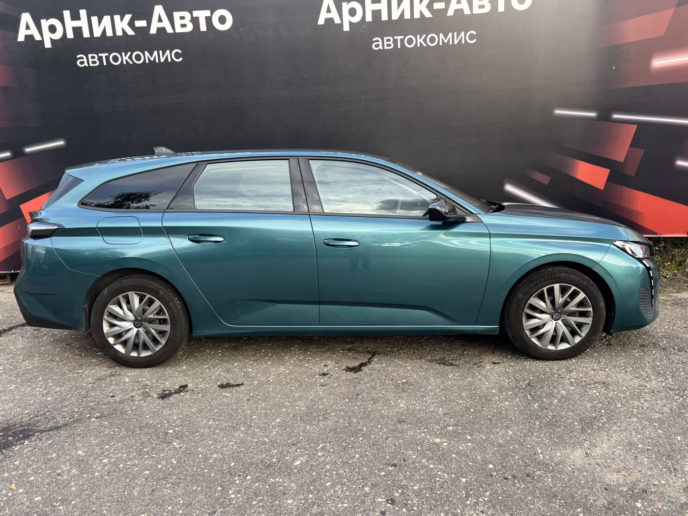Peugeot 308 фото 3