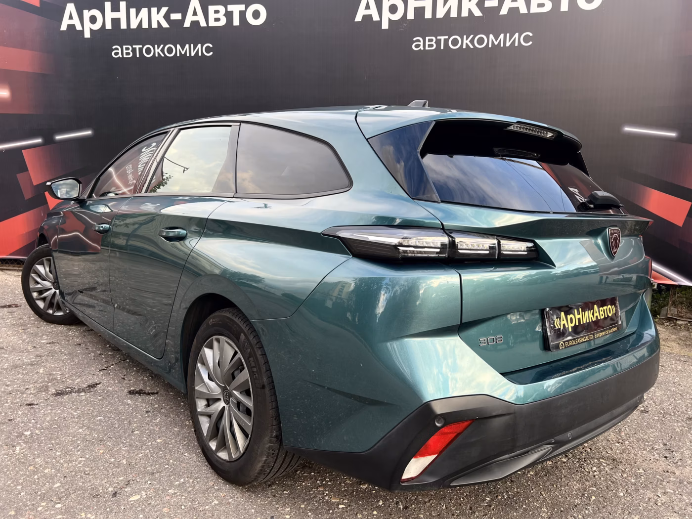 Peugeot 308 фото 6