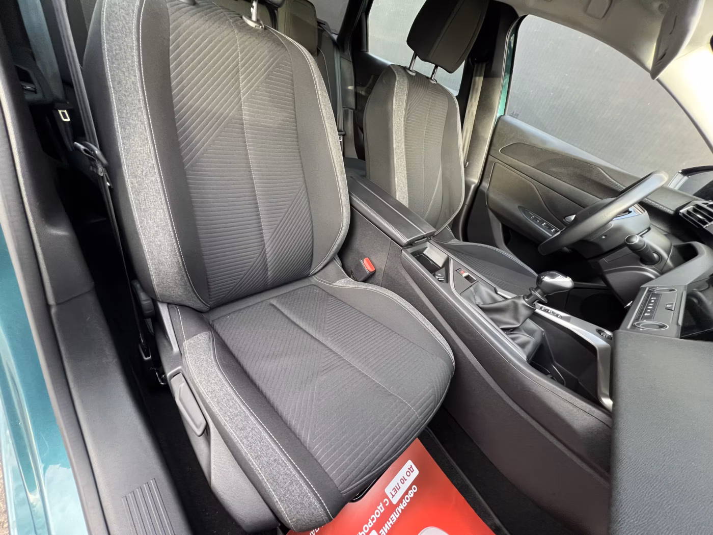 Peugeot 308 фото 17